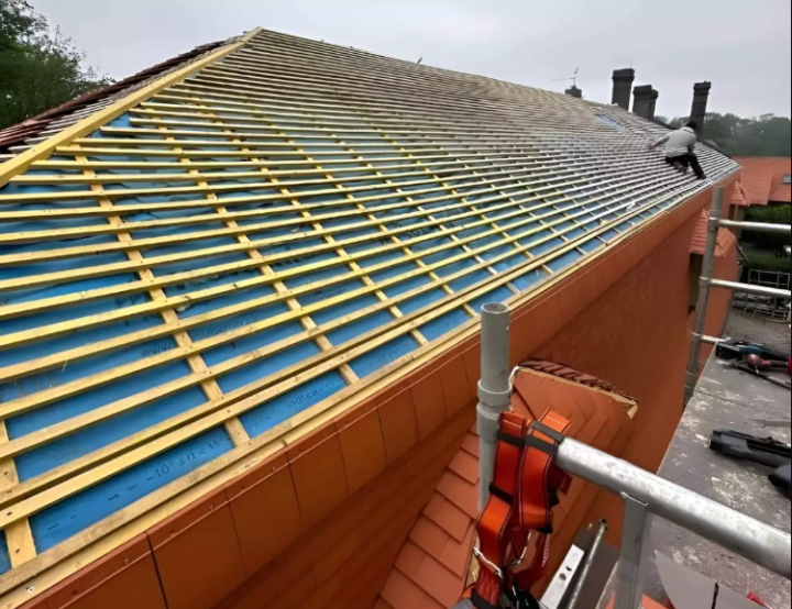 Expertise en toiture pour une protection durable et esthétique